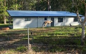 Rural Self Contained 3 Bedroom Cottage On Acreage,